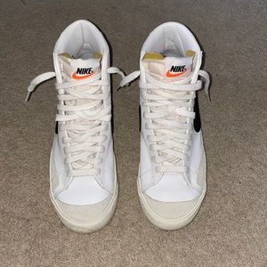 Womens Nike high top blazers size 7